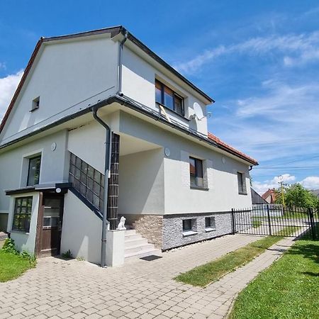 Apartmany Sebastian Pribilina Kültér fotó